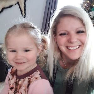 Meet your Posher, Cindy